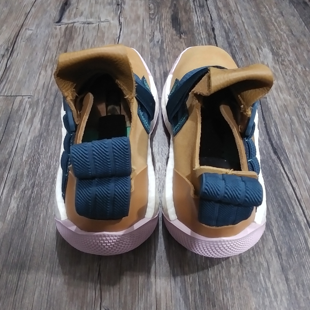 Adidas Harden Volume 2 View 4